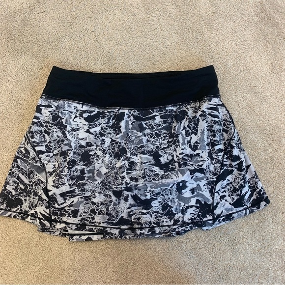 LULULEMON black white printed Circuit Breaker Skirt Sz 6 - Picture 4 of 11